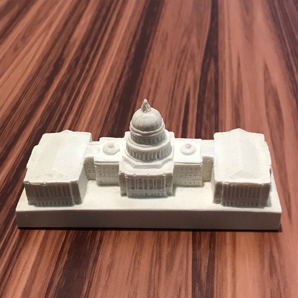 no brand | Other | Vintage United States State Capitol Mini Building ...